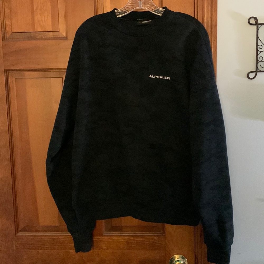 Alphalete Pullover